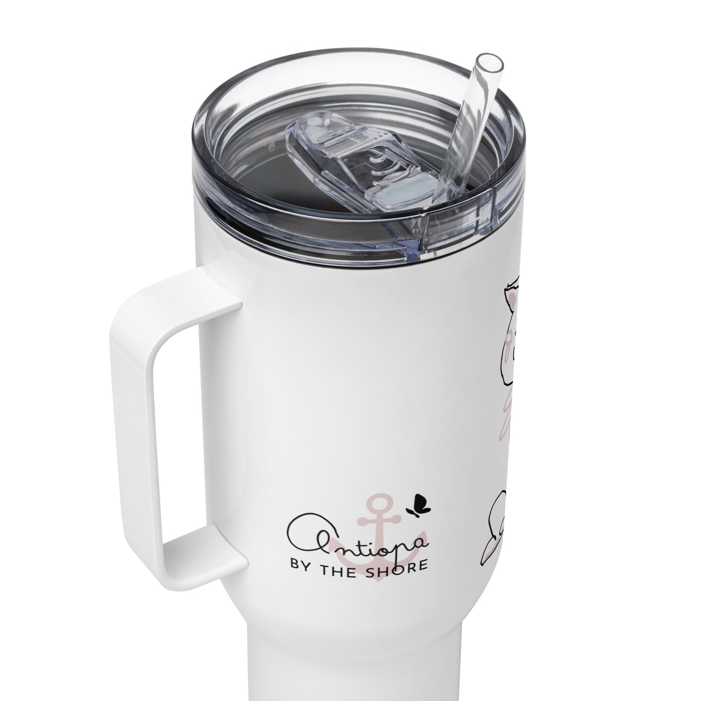 Travel mug with a handle