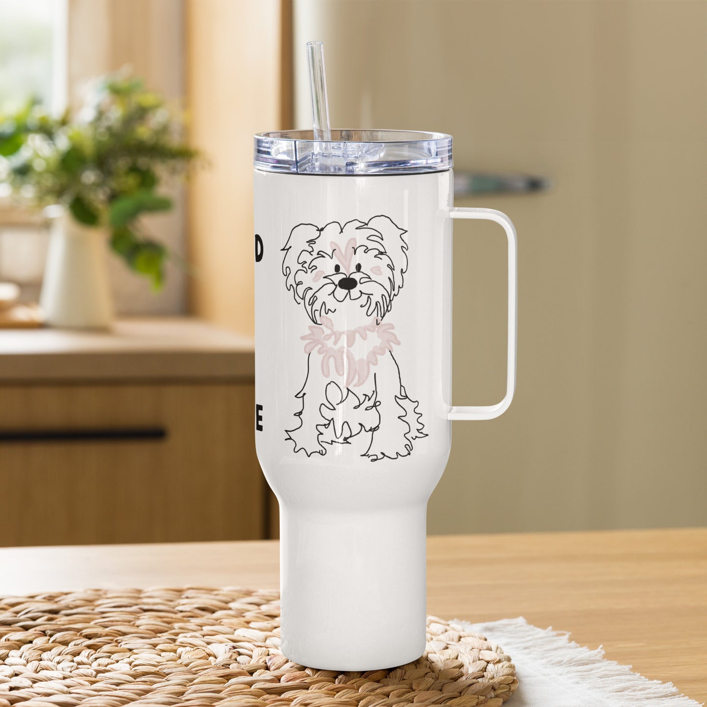Travel mug with a handle