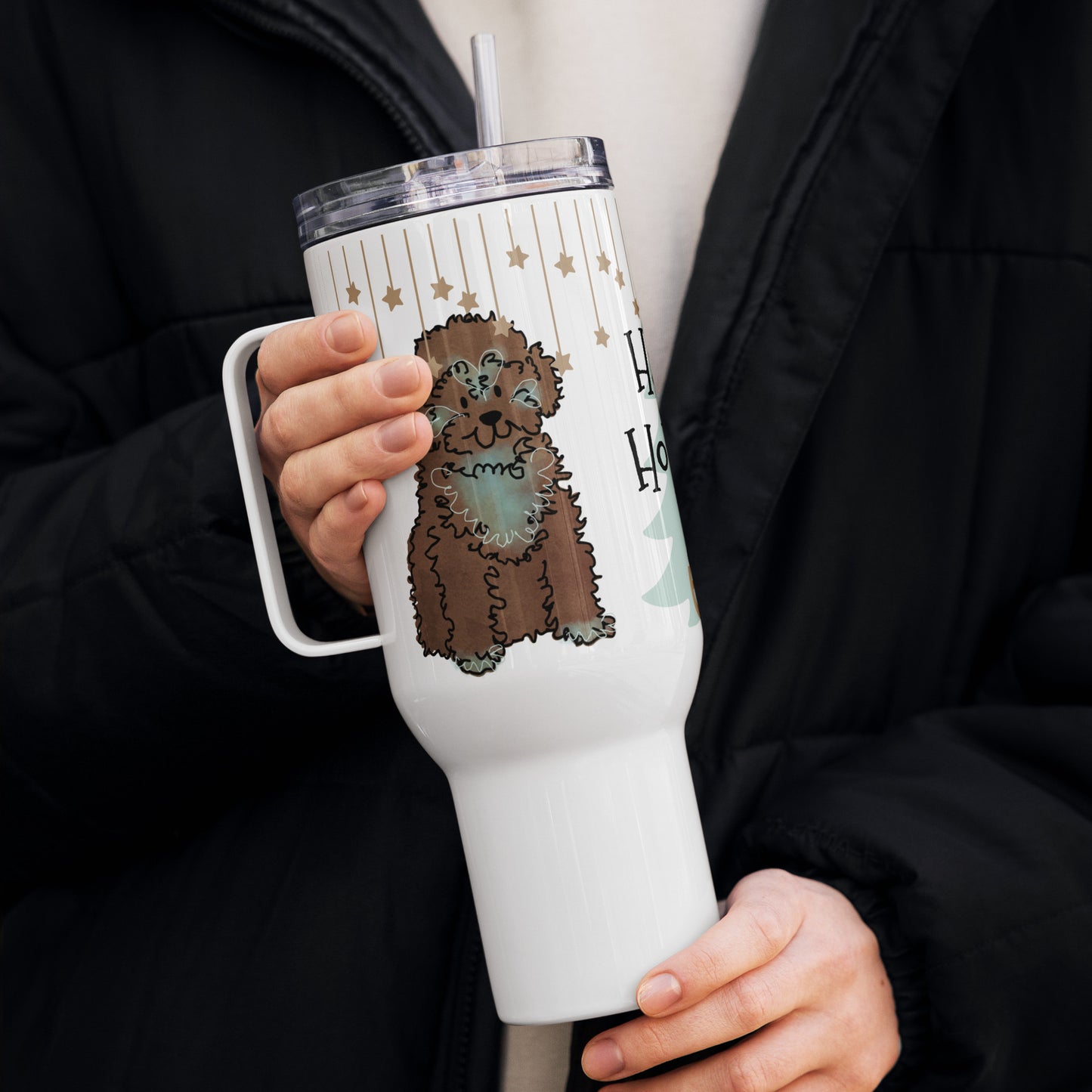 Travel mug with a handle