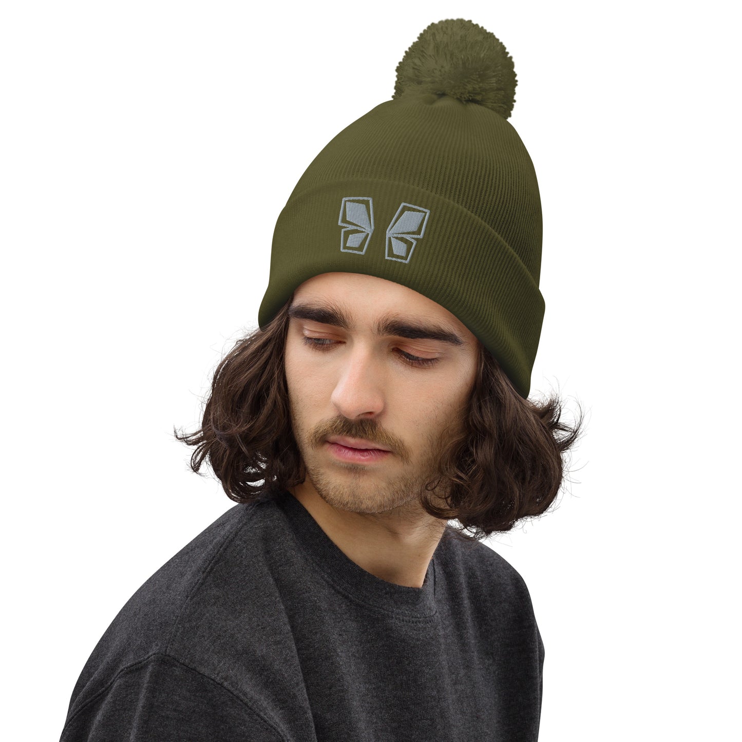 Pom pom beanie