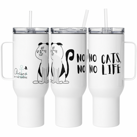 Travel mug with a handle