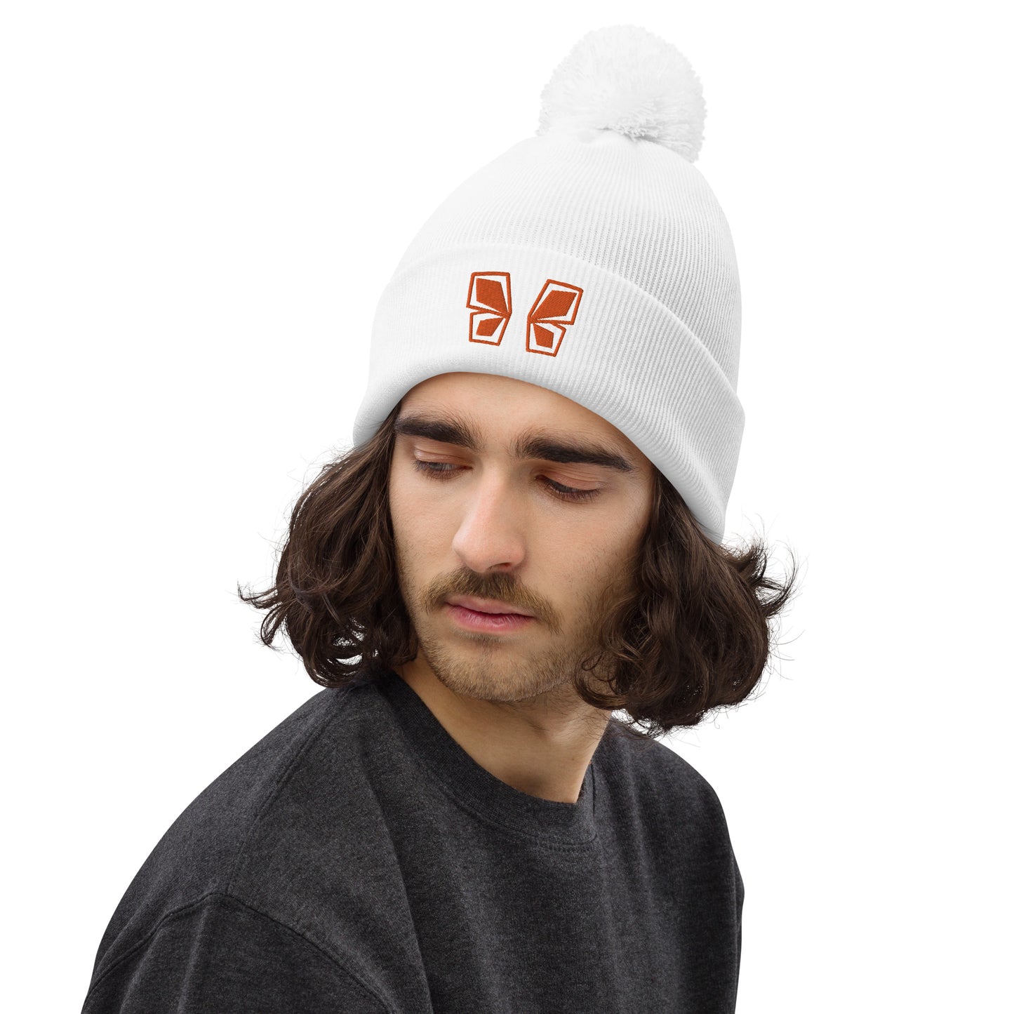 Pom pom beanie