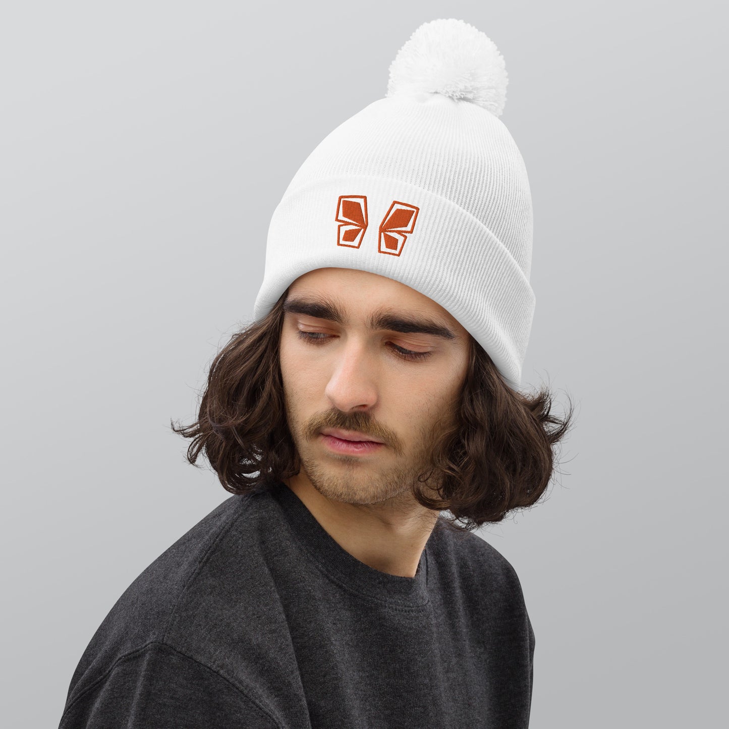 Pom pom beanie